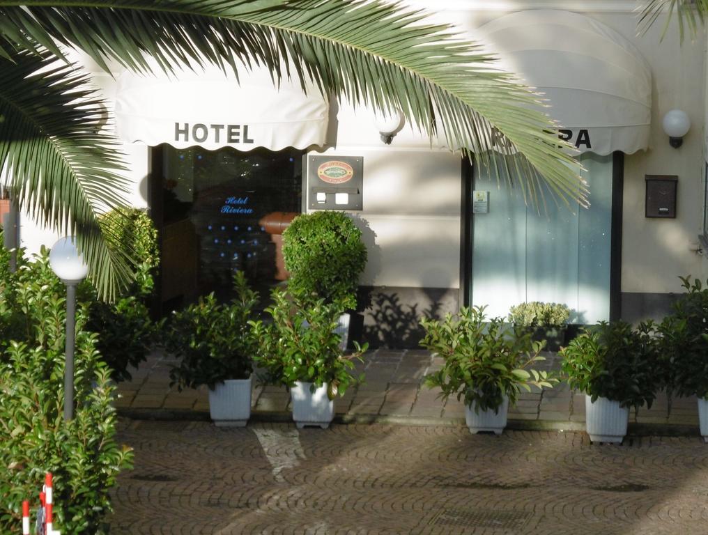 Riviera 3*